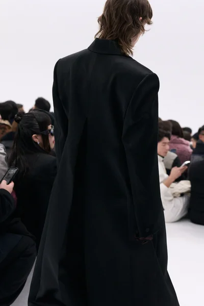 Look 2